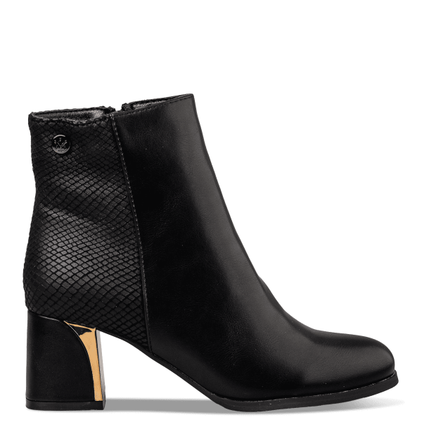 BLOCK HEEL BOOTIES