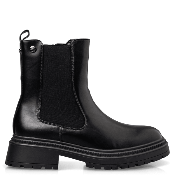 CHELSEA BOOTS