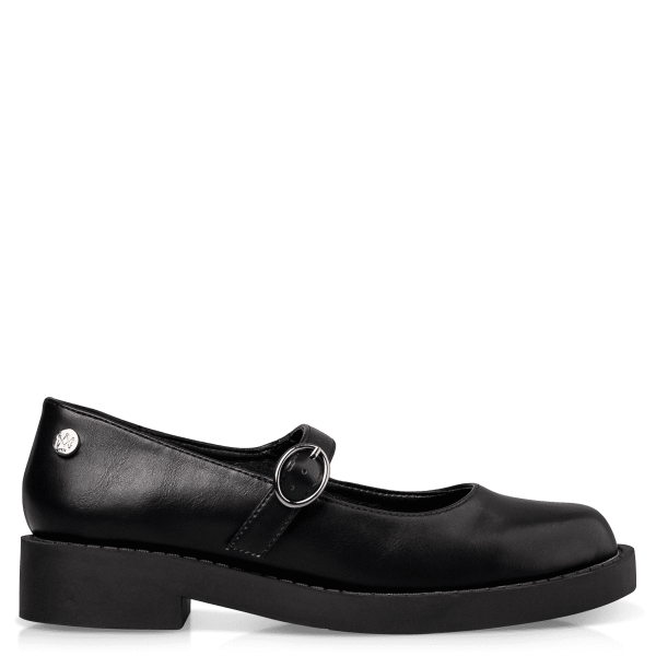 CHUNKY BALLERINAS