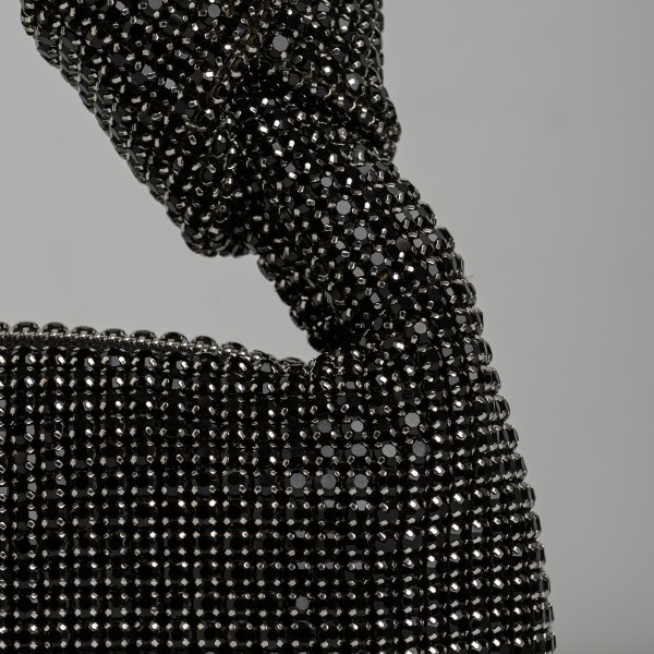 BEADED POUCH BAG φωτογραφία