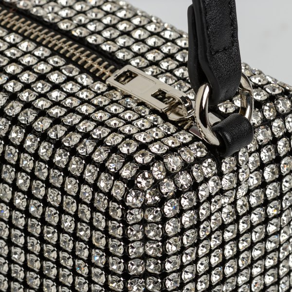 CLUTCH BAG φωτογραφία