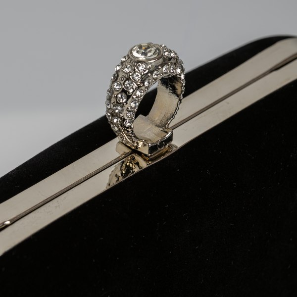 CLUTCH BAG φωτογραφία