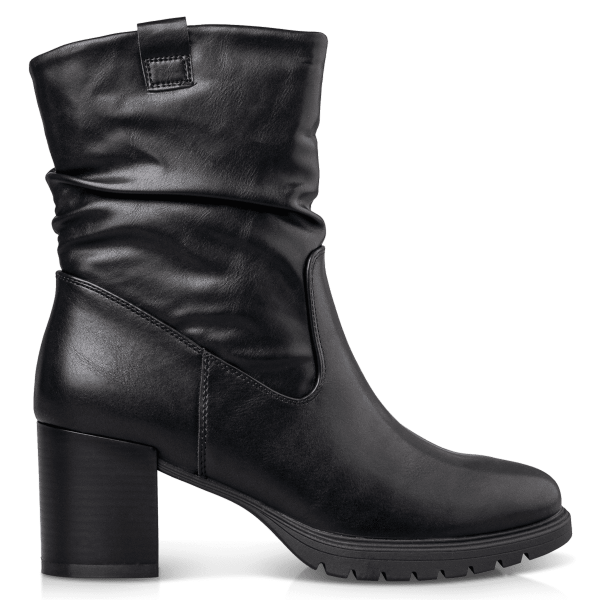 SLOUCHY BOOTIES