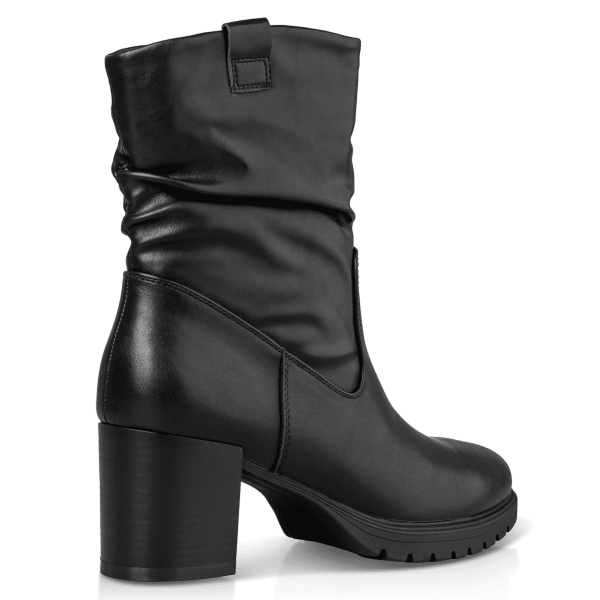 SLOUCHY BOOTIES φωτογραφία
