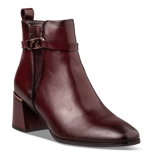 ANKLE BOOTS