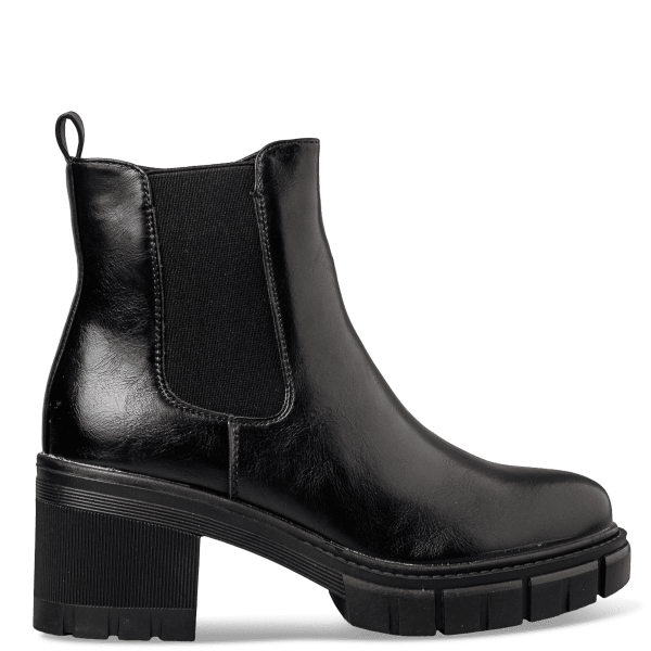 CHUNKY CHELSEA BOOTS