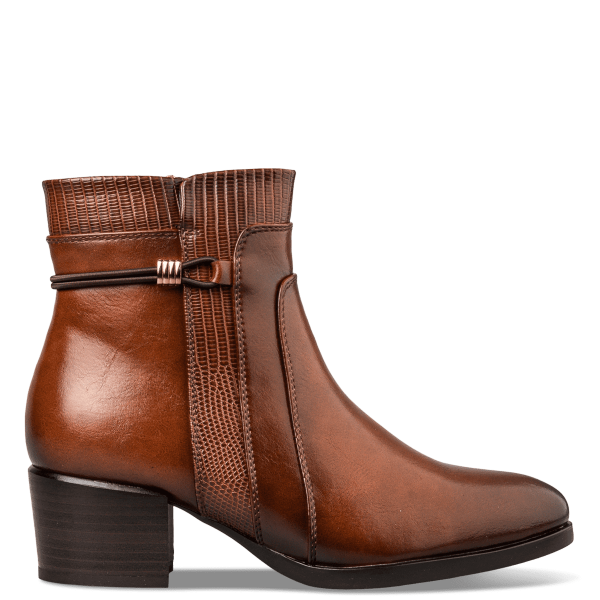 Miss NV -  LOW-HEEL BOOTIES