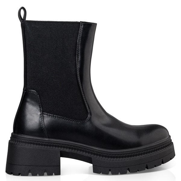 CHUNKY CHELSEA BOOTS