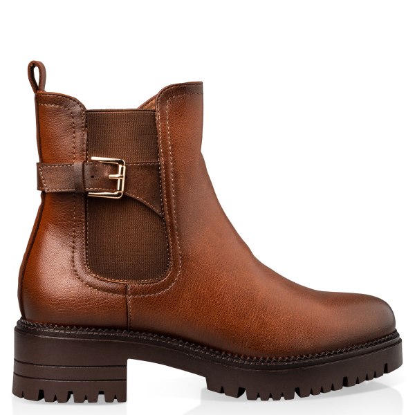 CHELSEA BOOTS