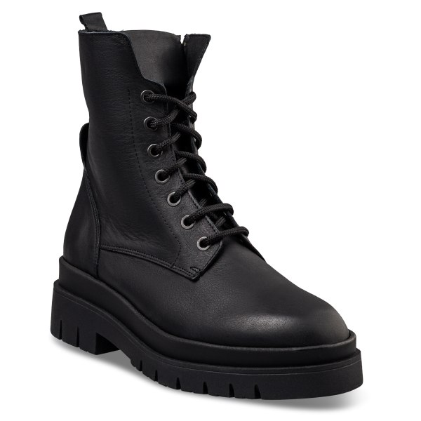 COMBAT BOOTS