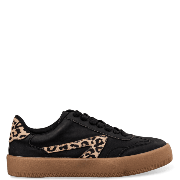 LOW TOP SNEAKERS