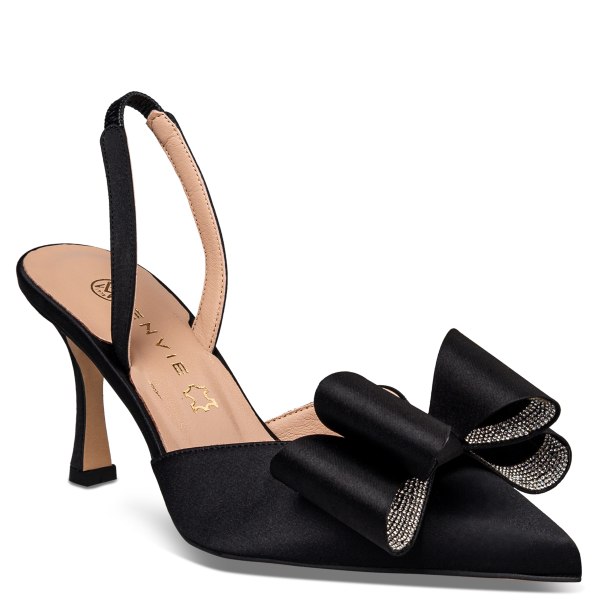 BOW-SLINGBACK PUMPS