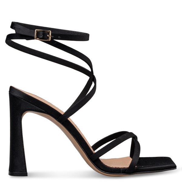 ANKLE WRAP HEELS