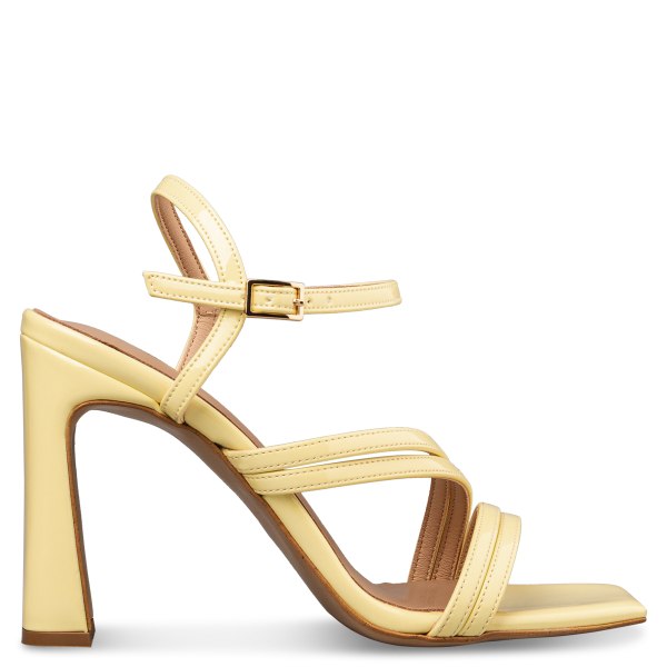 SLIM BLOCK HEEL SANDALS