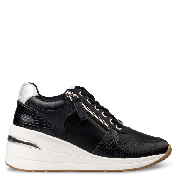 CHUNKY SNEAKERS