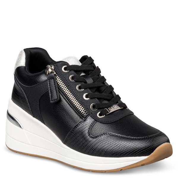 CHUNKY SNEAKERS
