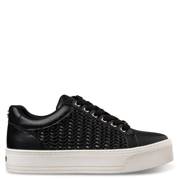 LOW TOP SNEAKERS