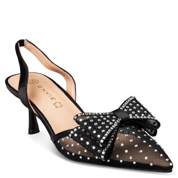 BOW-SLINGBACK PUMPS