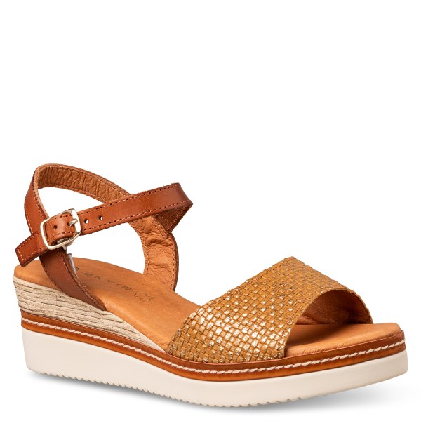 PLATFORM SANDALS