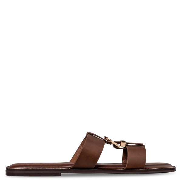 FLAT SANDALS