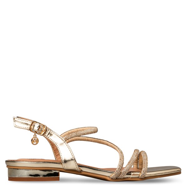 LOW-HEEL SANDALS