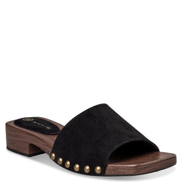 CLOGS
