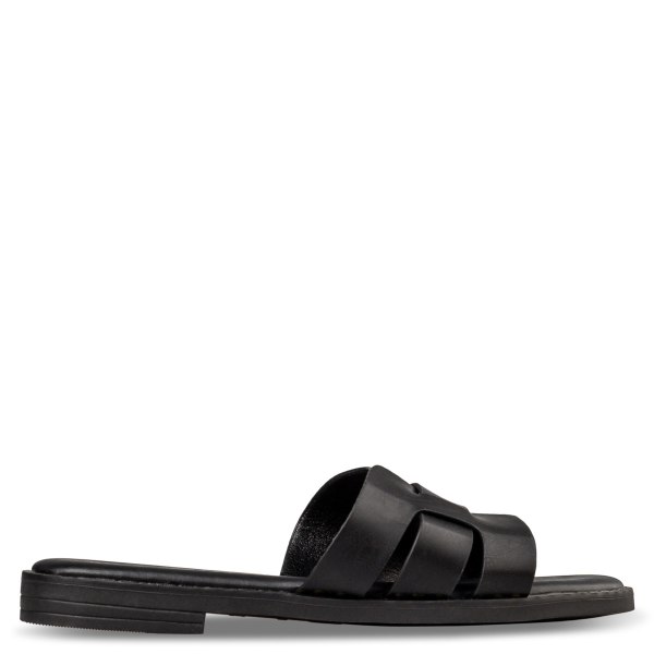 FLAT SANDALS