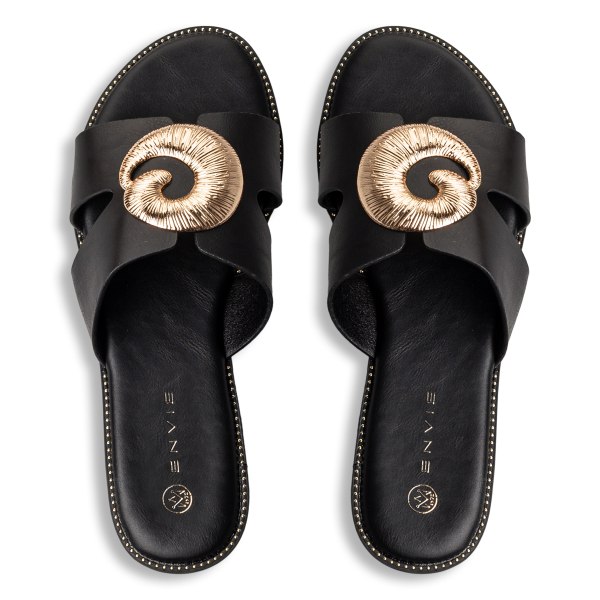 FLAT SANDALS