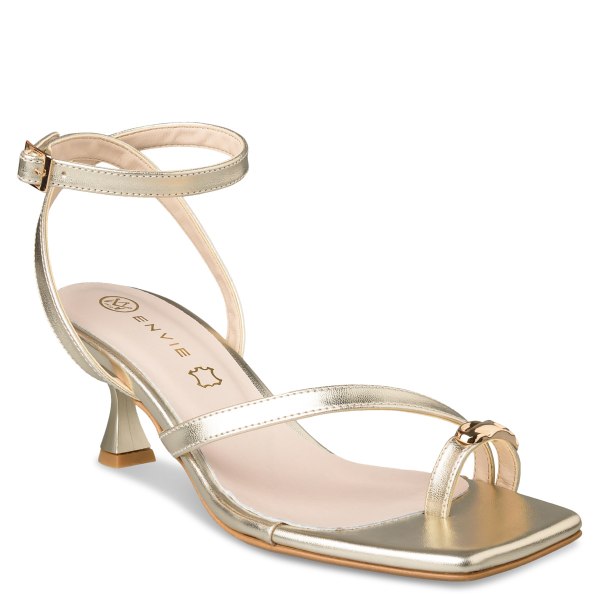 FLARED HEEL SANDALS
