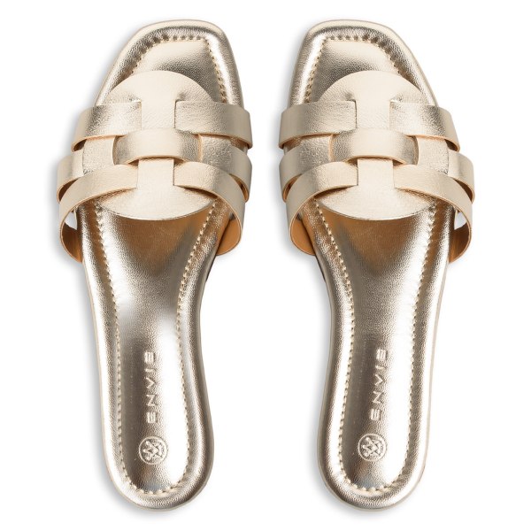FLAT SANDALS