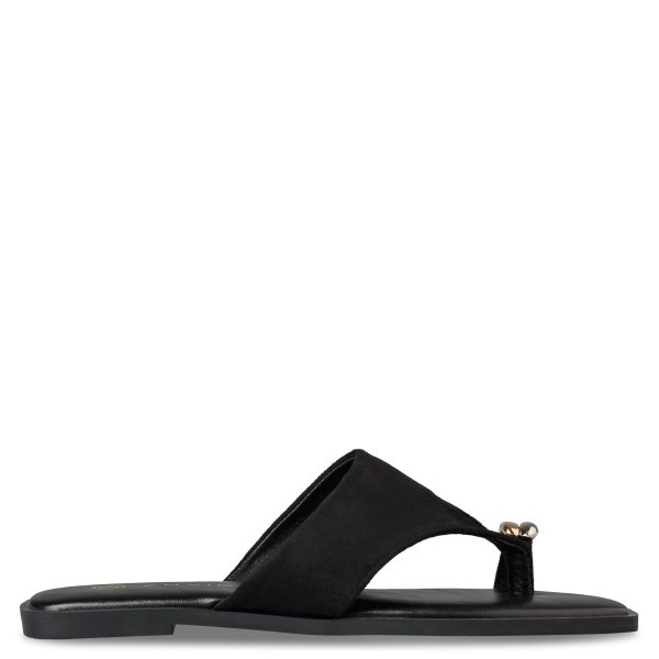 FLAT SANDALS