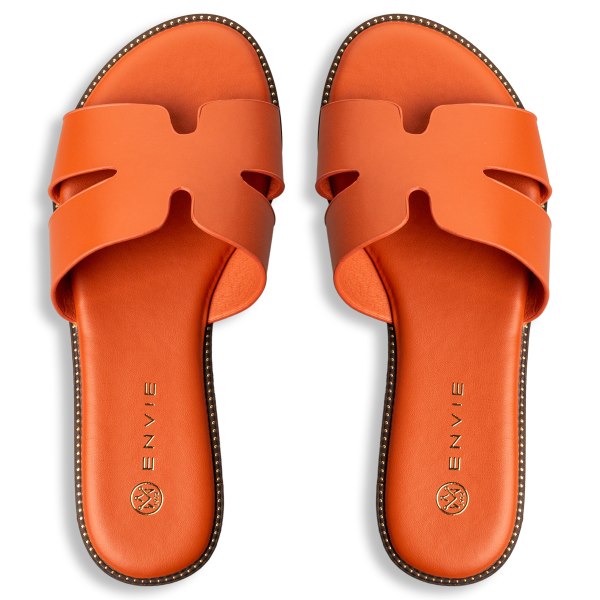 Γυναικεία σανδάλια Envie shoes - ΣΗΜΑΝΤΙΚΟ: Σε περίπτωση διαφοράς τιμής από το κατάστημα ισχύει παντα και μόνο η τιμή του καταστήματος FLAT SANDALS