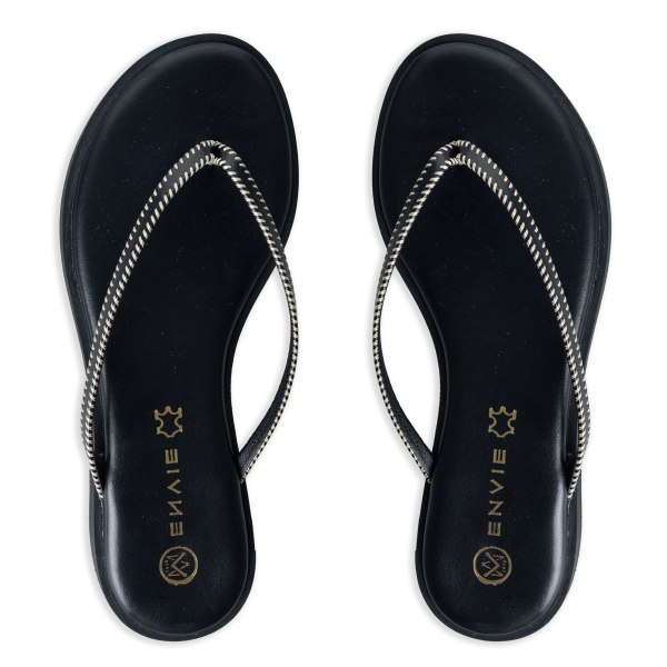 FLAT SANDALS