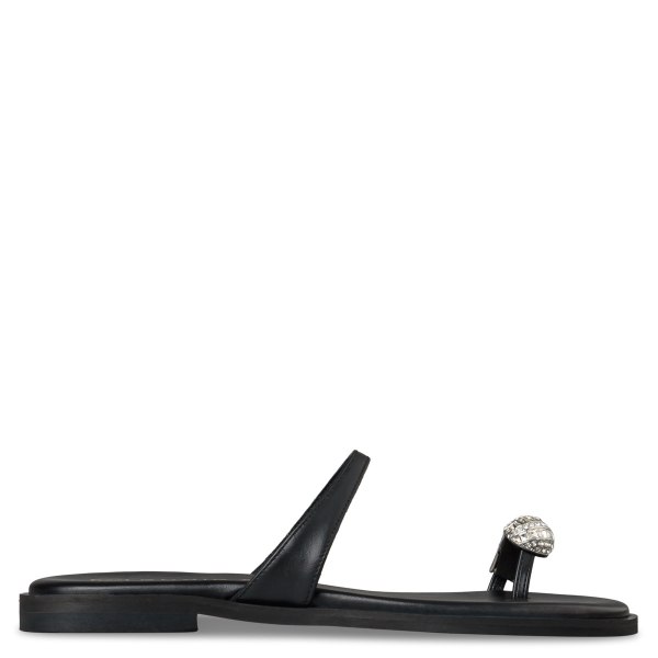 FLAT SANDALS