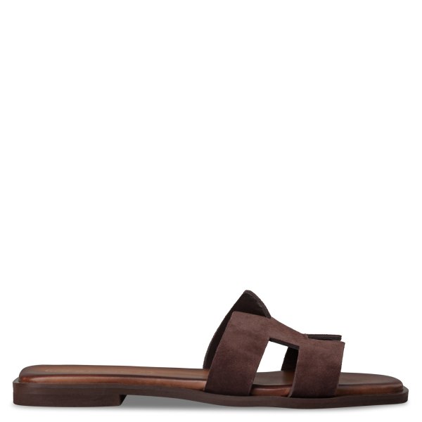 FLAT SANDALS