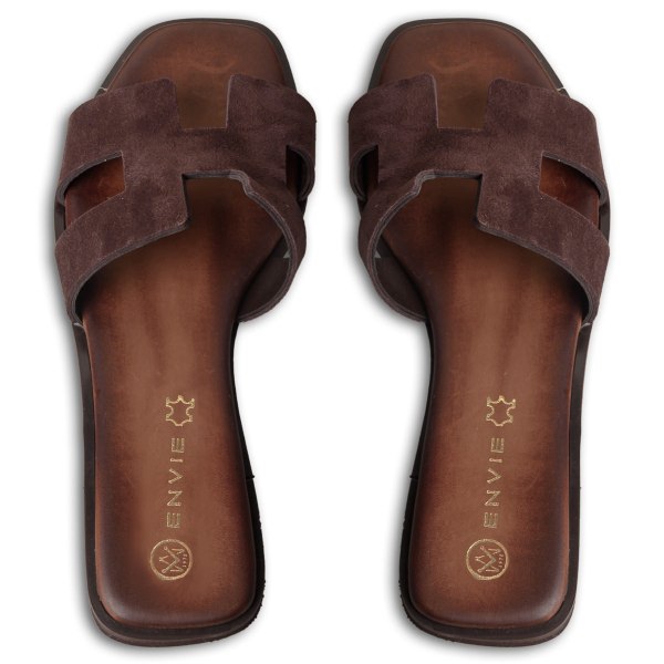FLAT SANDALS