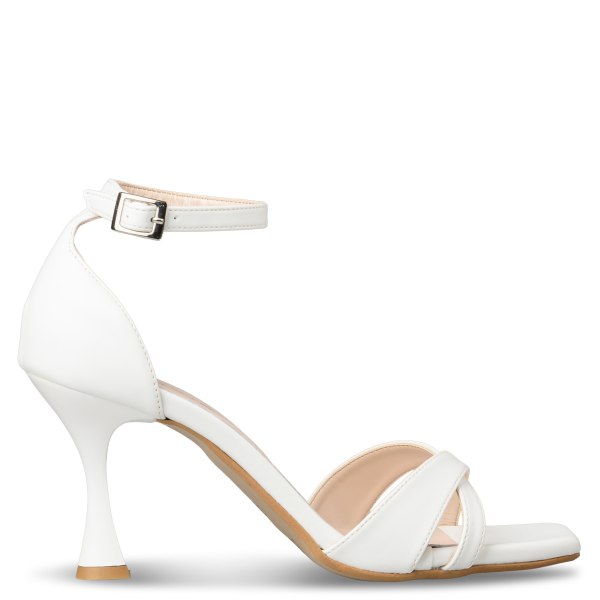 Envie Shoes FLARED HEEL SANDALS