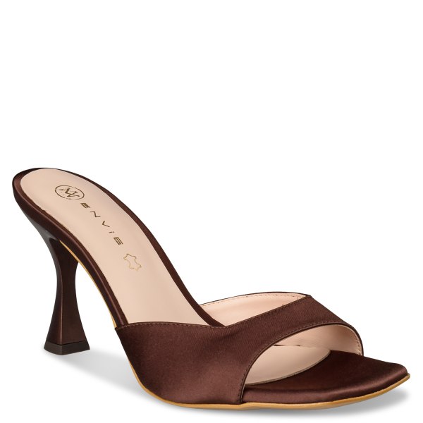 SQUARE TOE MULES