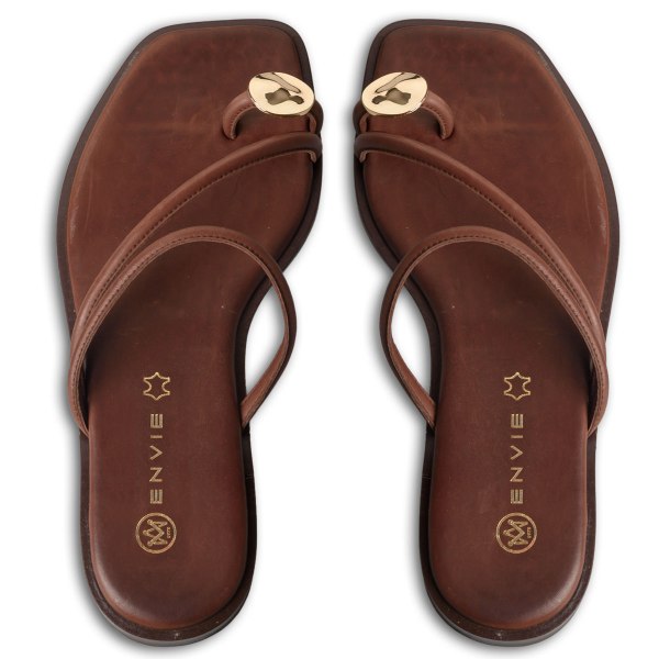 FLAT SANDALS