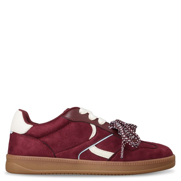 LOW TOP SNEAKERS
