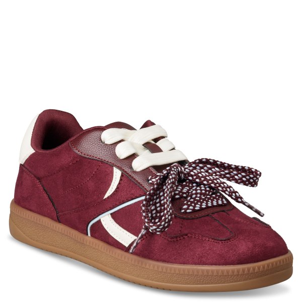 LOW TOP SNEAKERS