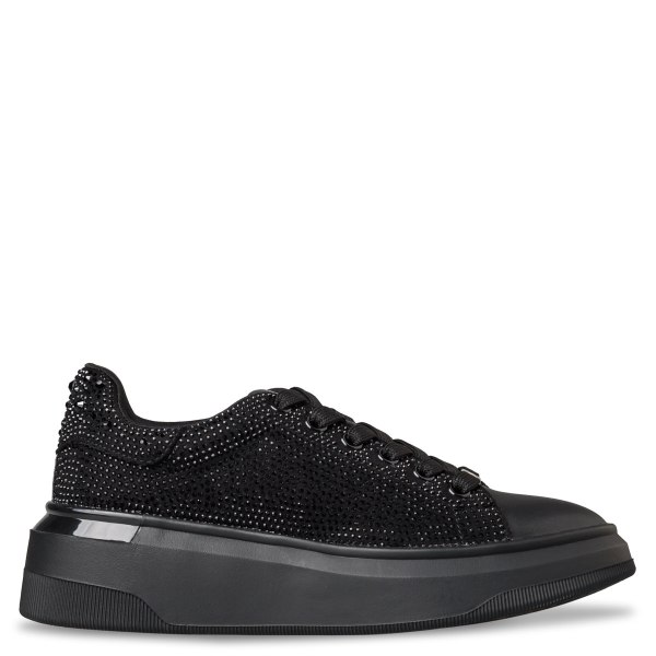 LOW TOP SNEAKERS