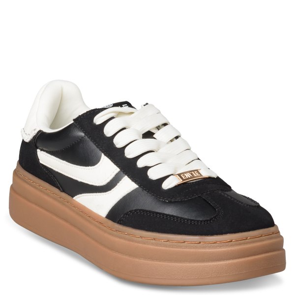 LOW TOP SNEAKERS