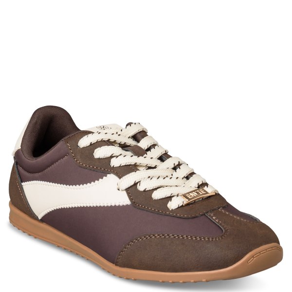 LOW TOP SNEAKERS