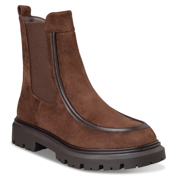 CHELSEA BOOTS