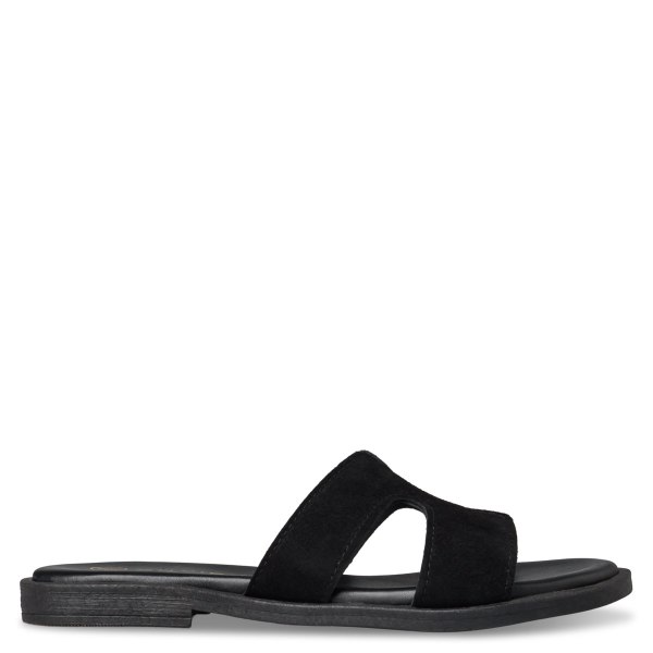 FLAT SANDALS