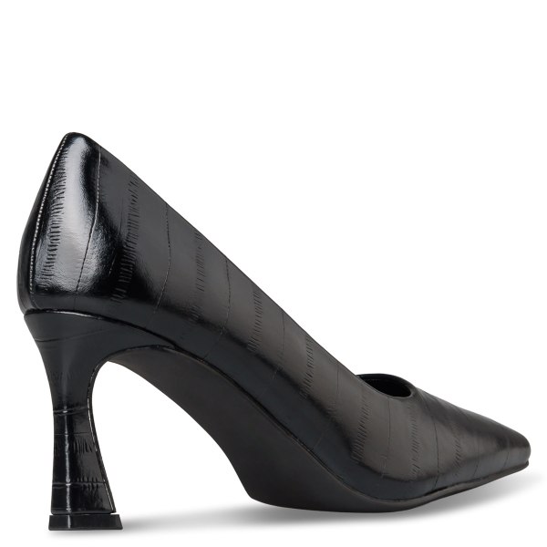 CROC-EFFECT PUMPS