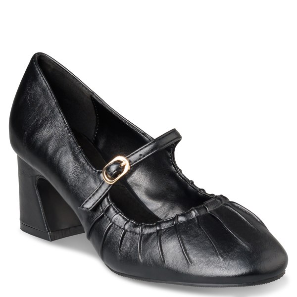 MARY JANE PUMPS