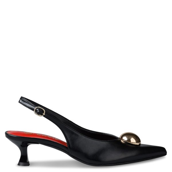 KITTEN HEEL PUMPS
