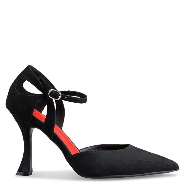 POINTY PUMPS